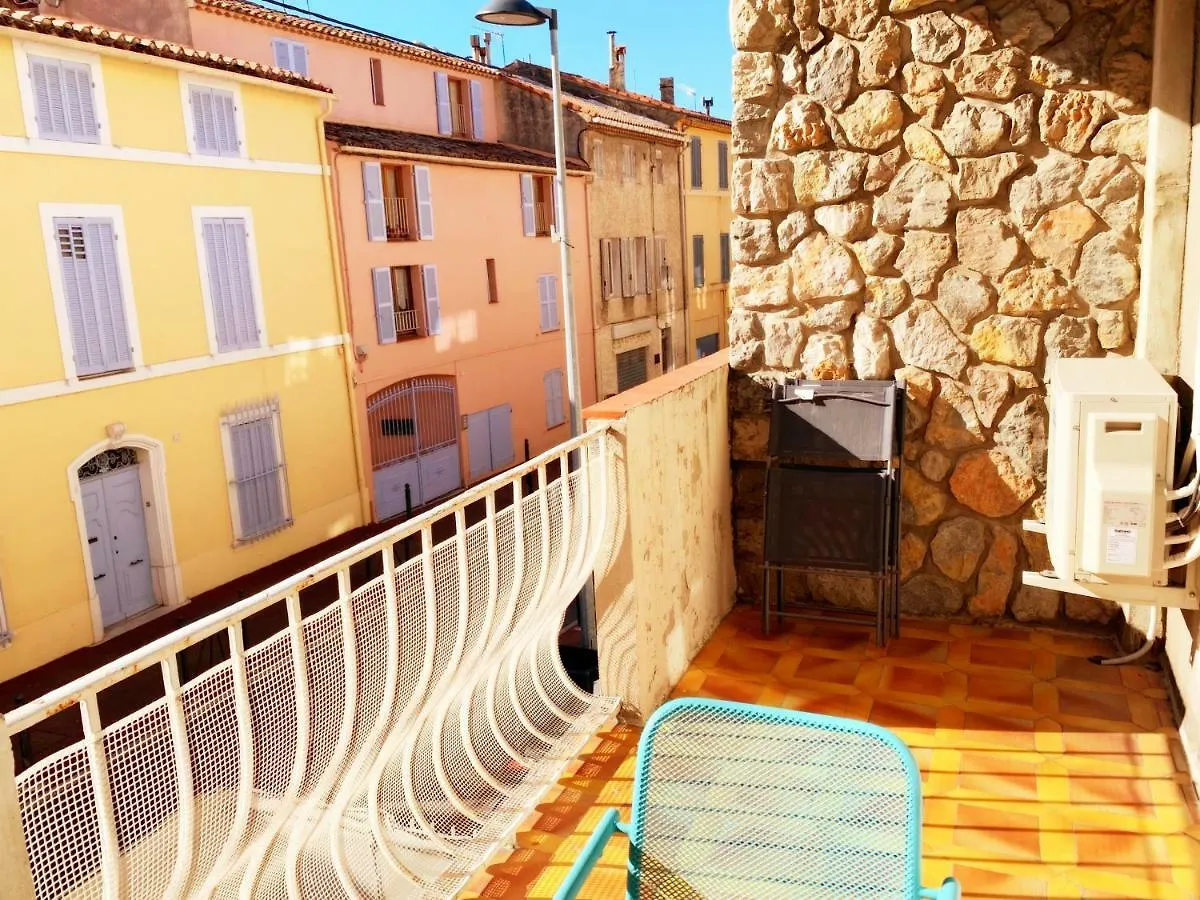 Le 13 Apartment Cassis 0*,  France